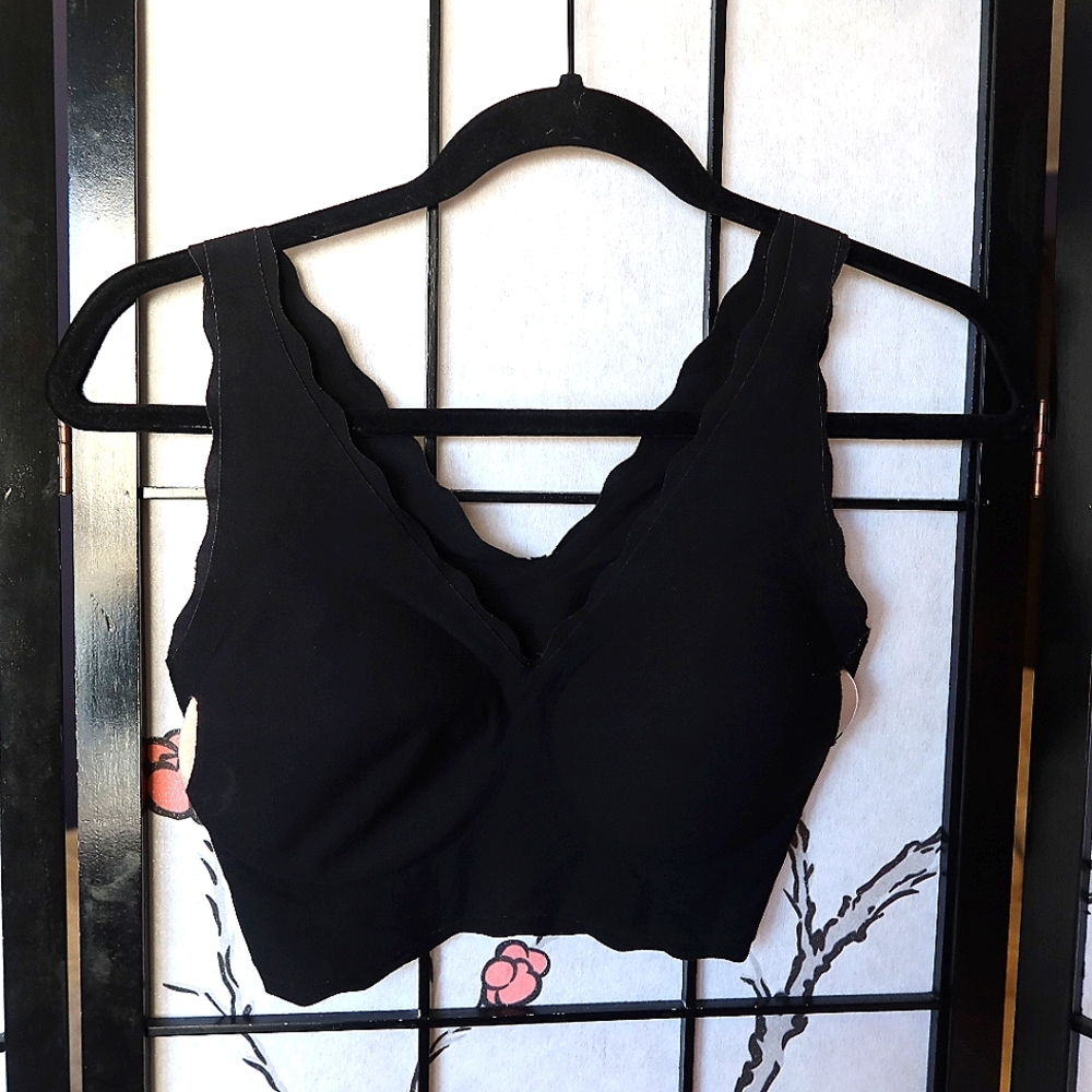 Cute Black Bralette 22" Extra Small
